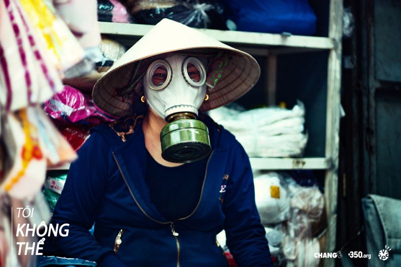 Bộ ảnh “Tôi không thể phiên bản đời thường tại chợ”